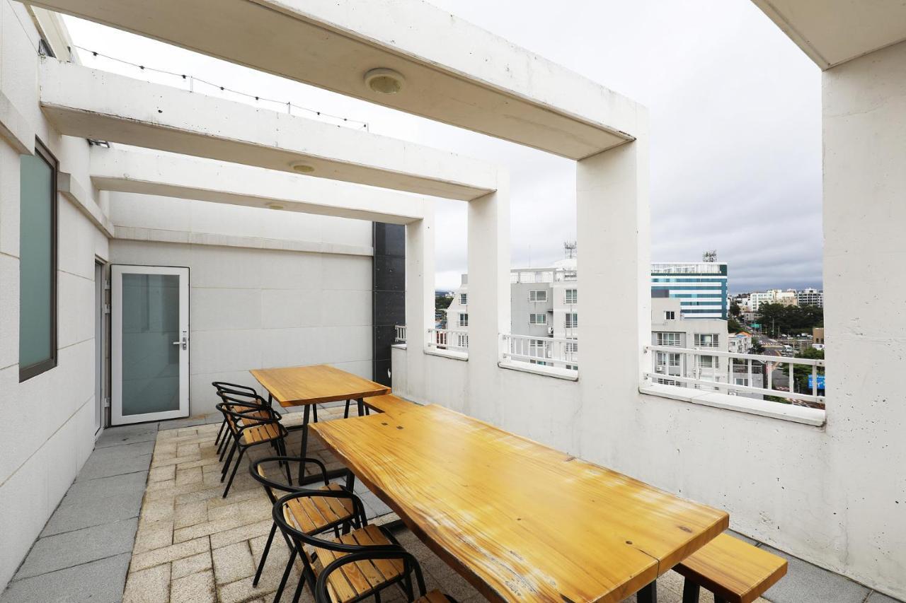 Cornerstone Hotel Seogwipo Exteriör bild