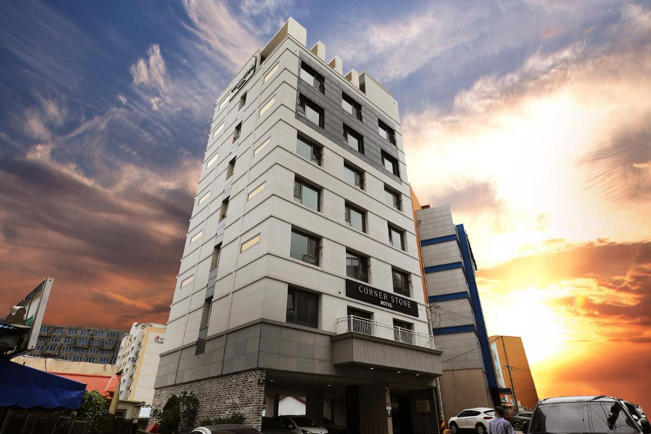 Cornerstone Hotel Seogwipo Exteriör bild